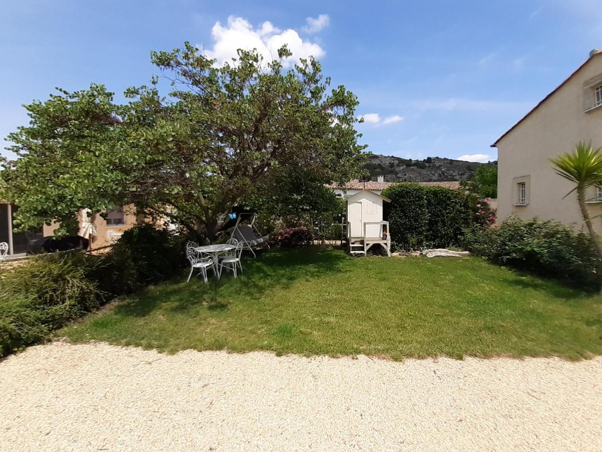 Petite Maison De Campagne Gardoise Theziers ภายนอก รูปภาพ