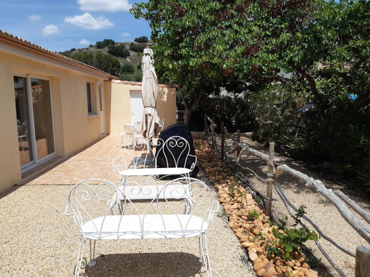 Petite Maison De Campagne Gardoise Theziers ภายนอก รูปภาพ
