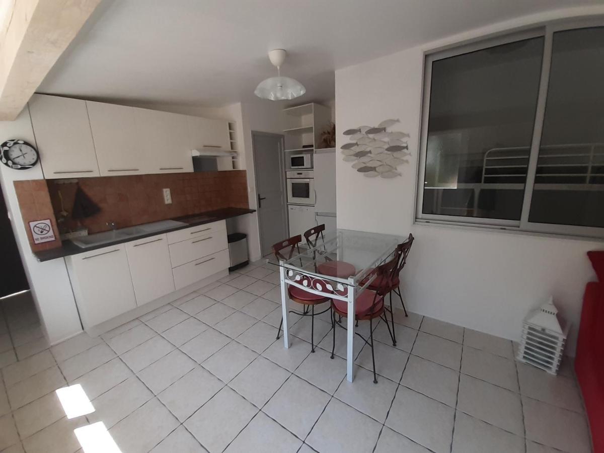 Petite Maison De Campagne Gardoise Theziers ภายนอก รูปภาพ