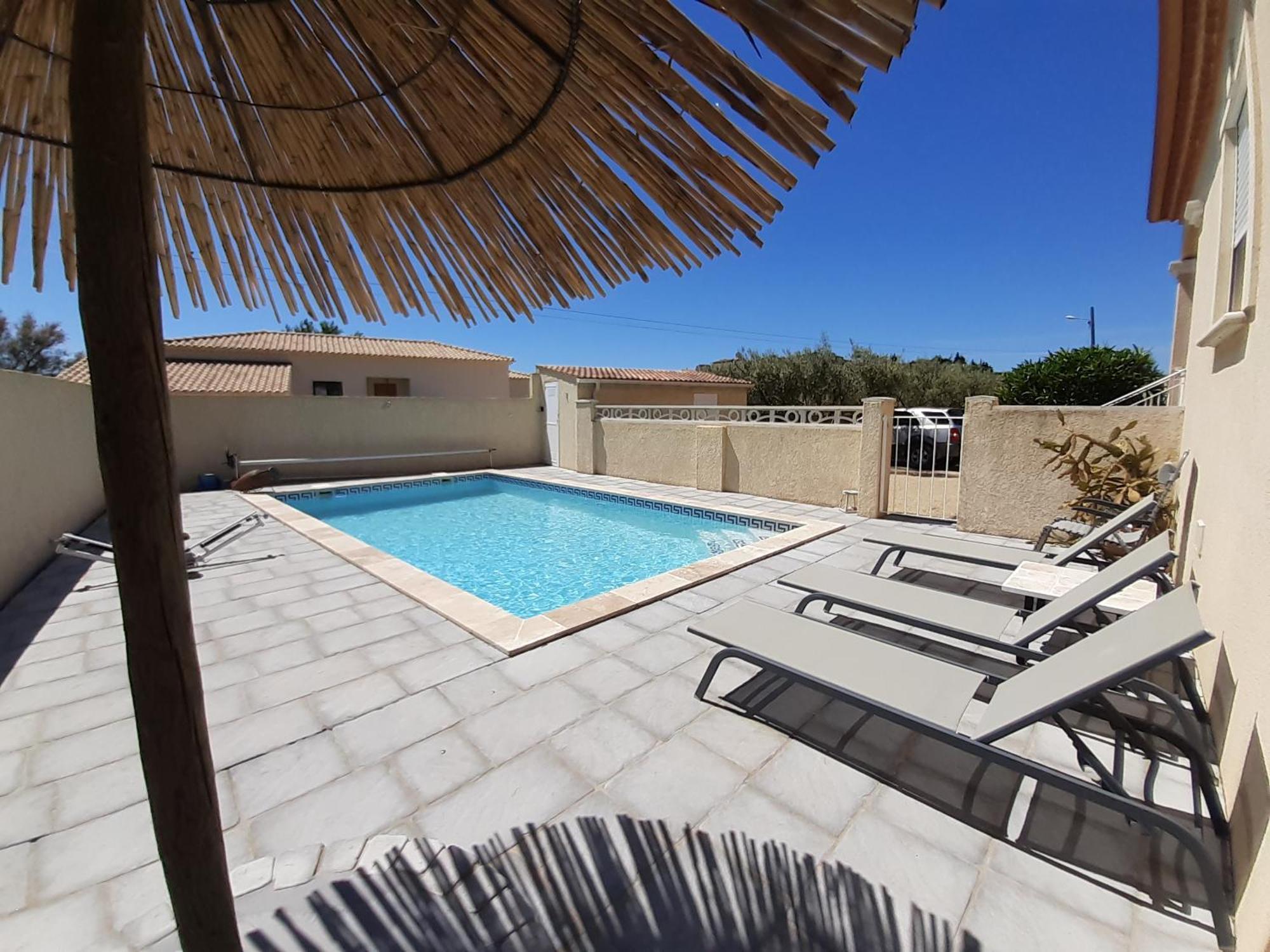 Petite Maison De Campagne Gardoise Theziers ภายนอก รูปภาพ